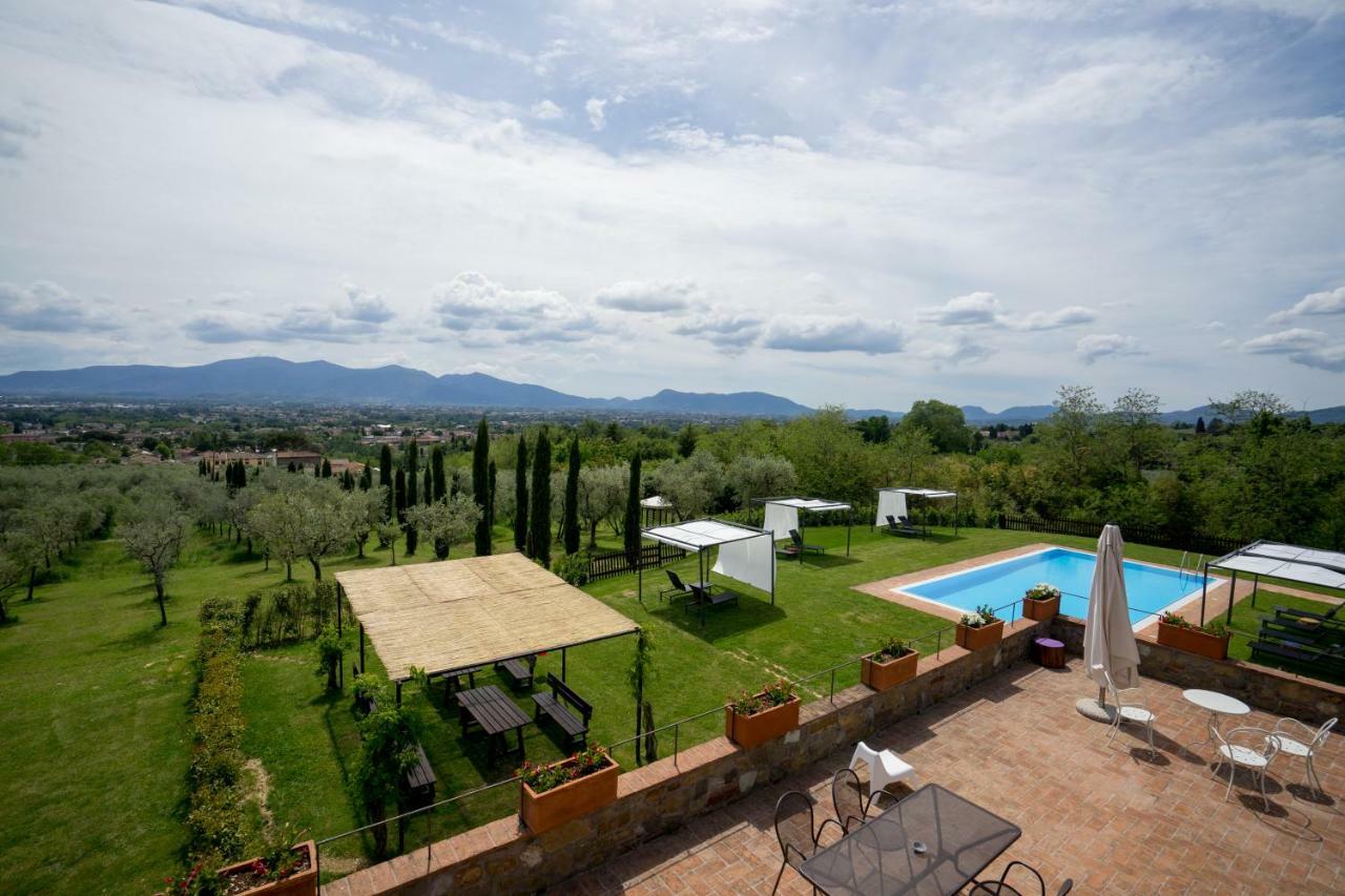 Accogliente Alloggio Con Vista E Piscina Lucca Kültér fotó